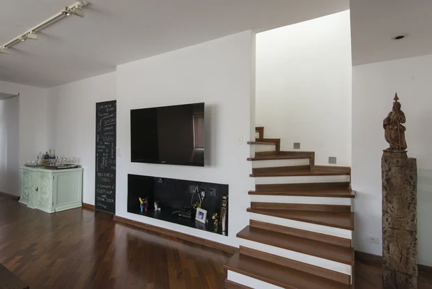 Projeto de arquitetura e interiores por Paula Haddad